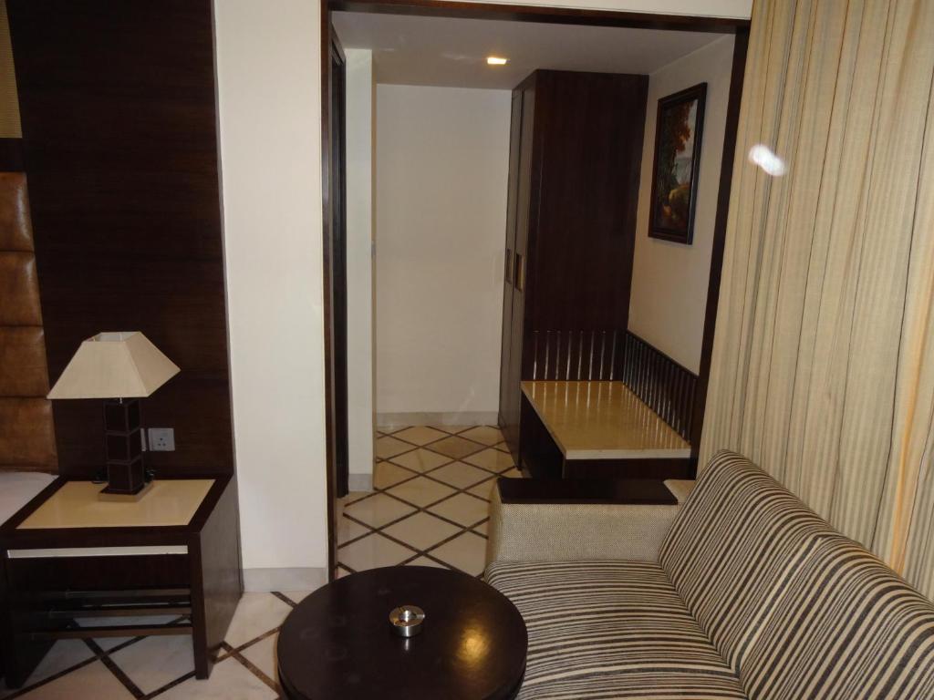 Florence Hotel New Delhi
